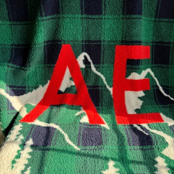 American Eagle Green/Blue Plaid Tree Throw 50 x 60 - Picture 1 of 13